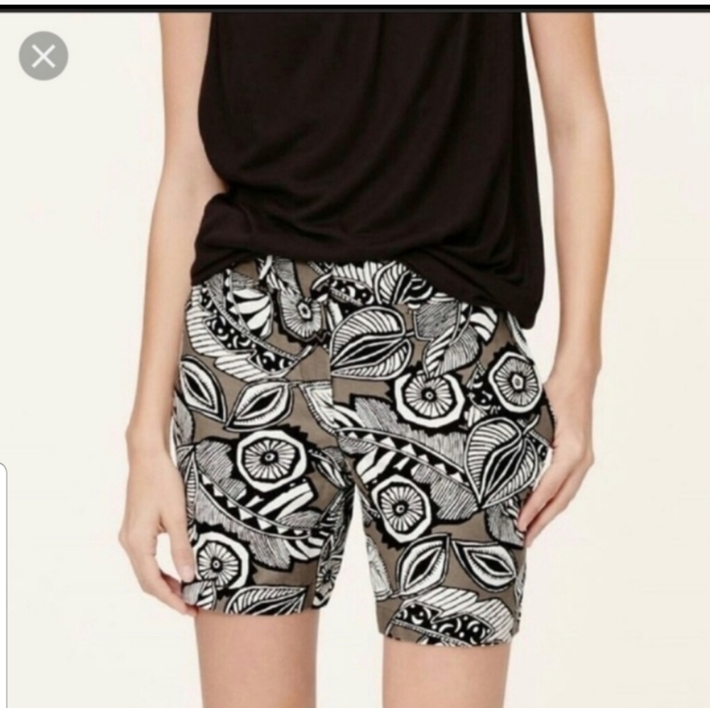 Ann Taylor LOFT Riviera Linen Blend Tea Green Tropical Print Shorts Size 6